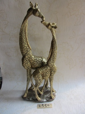 匠心獨運，優雅相伴 德化縣印藝印刷有限責任公司樹脂陶瓷長頸鹿夫婦工藝品